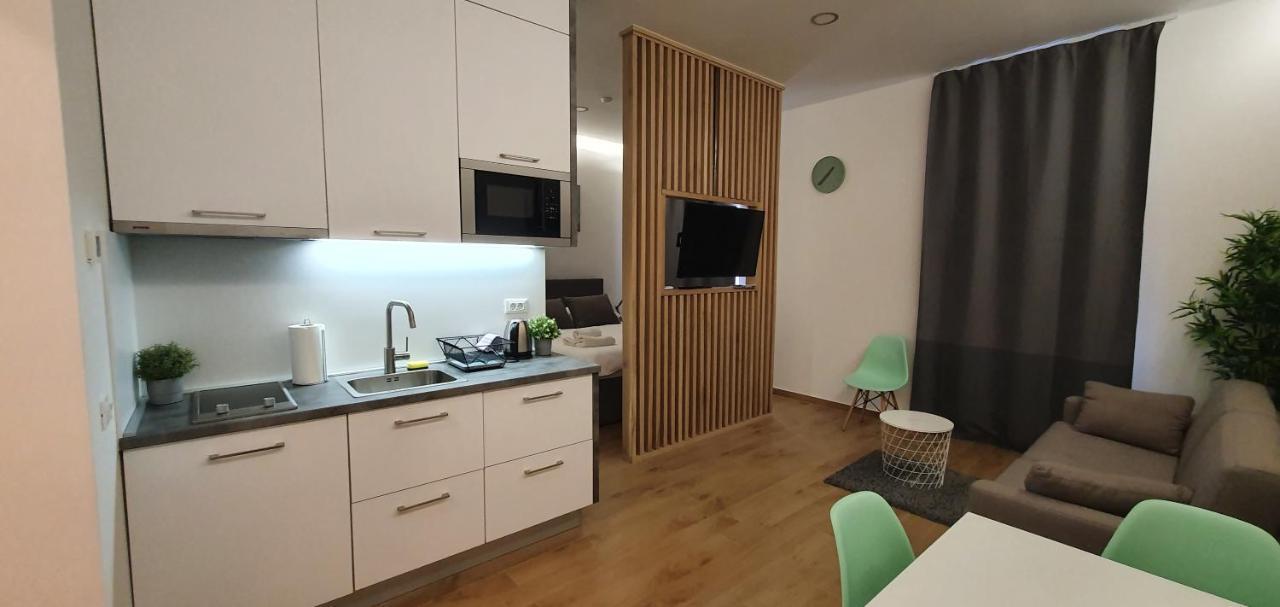 H4U Smart Deluxe Lägenhet Zagreb Exteriör bild